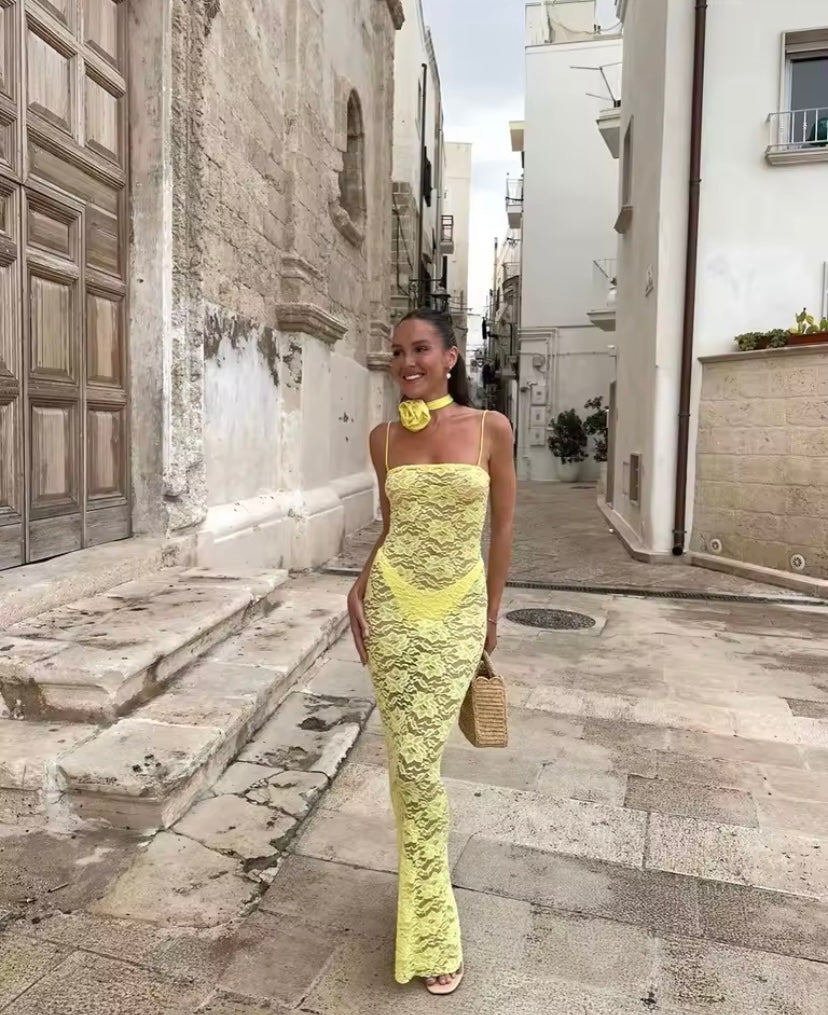 Limon Lace Maxi Dress